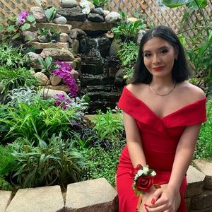 Meet your Posher, Marisabel